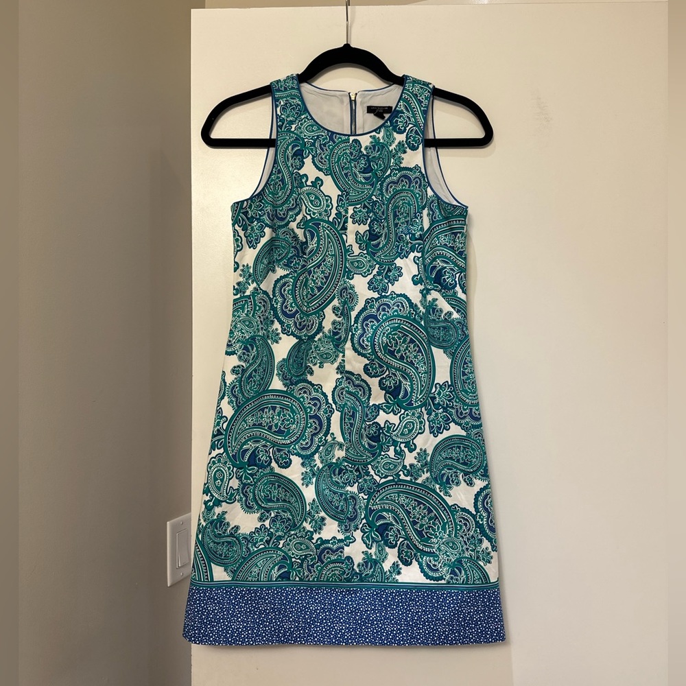 ANN TAYLOR | Shift Dress